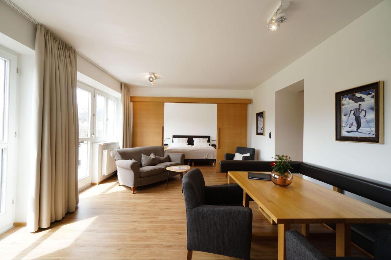 Hotel Berghof เซเฟลด์ อิน ทิโรล ภายนอก รูปภาพ