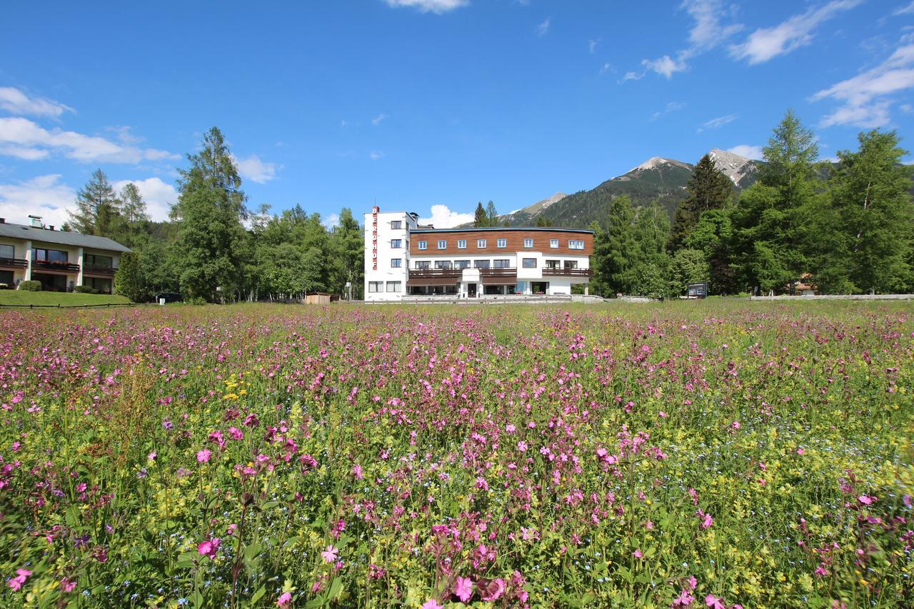 Hotel Berghof เซเฟลด์ อิน ทิโรล ภายนอก รูปภาพ